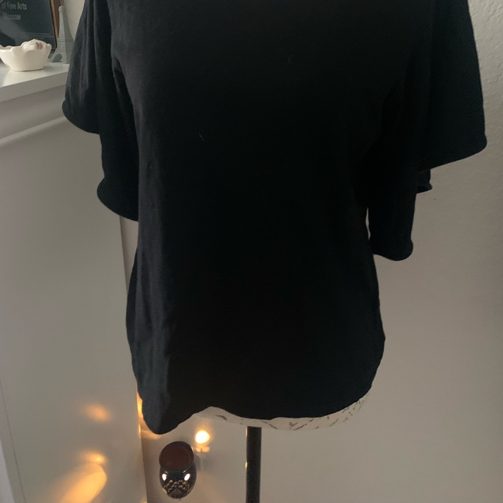 O’Neill black shirt size small